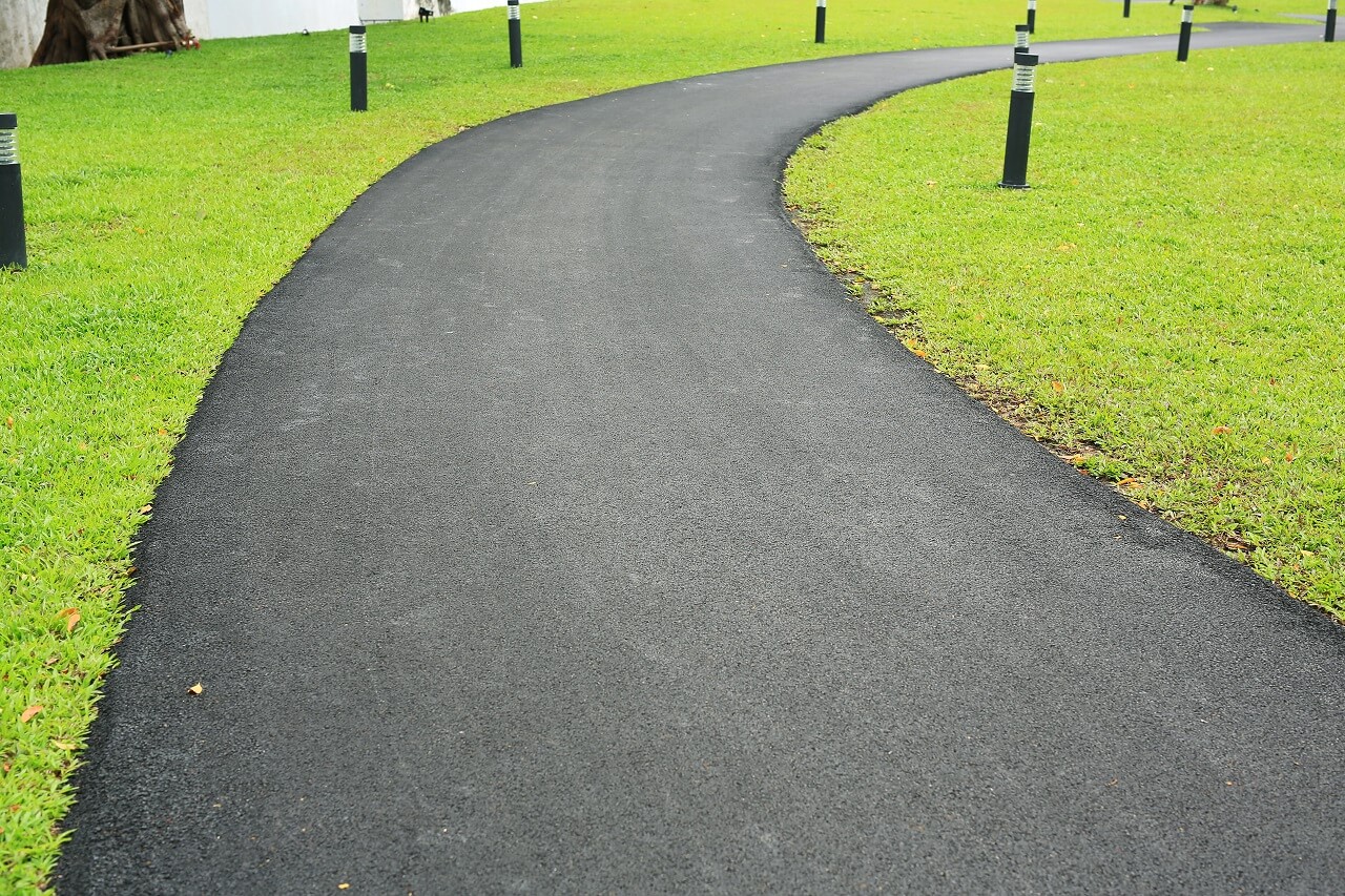 Асфальтированная дорожка