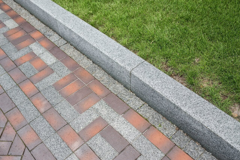 Бордюр для тротуарной плитки